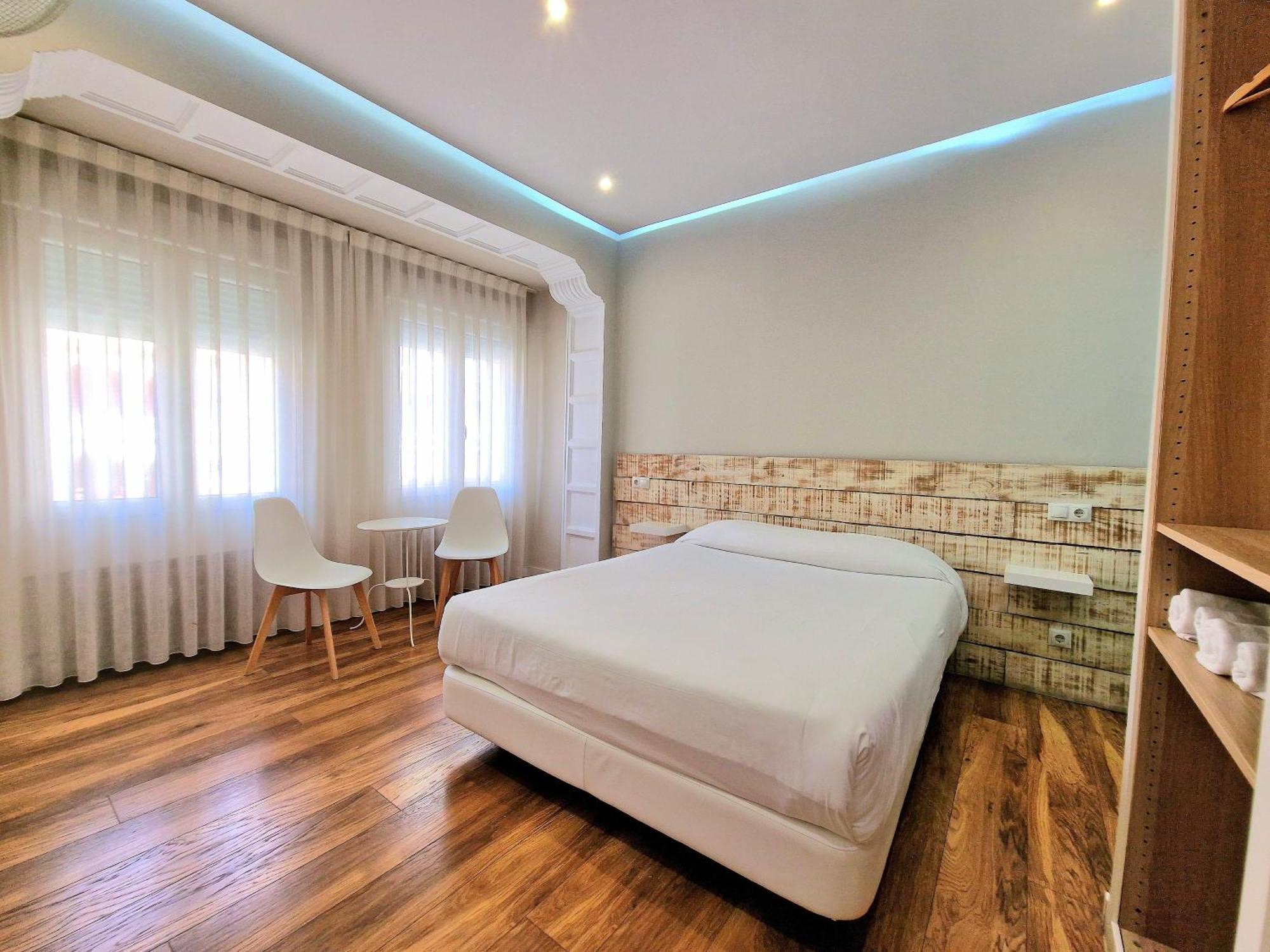 Urban Burgos Hotel Ngoại thất bức ảnh