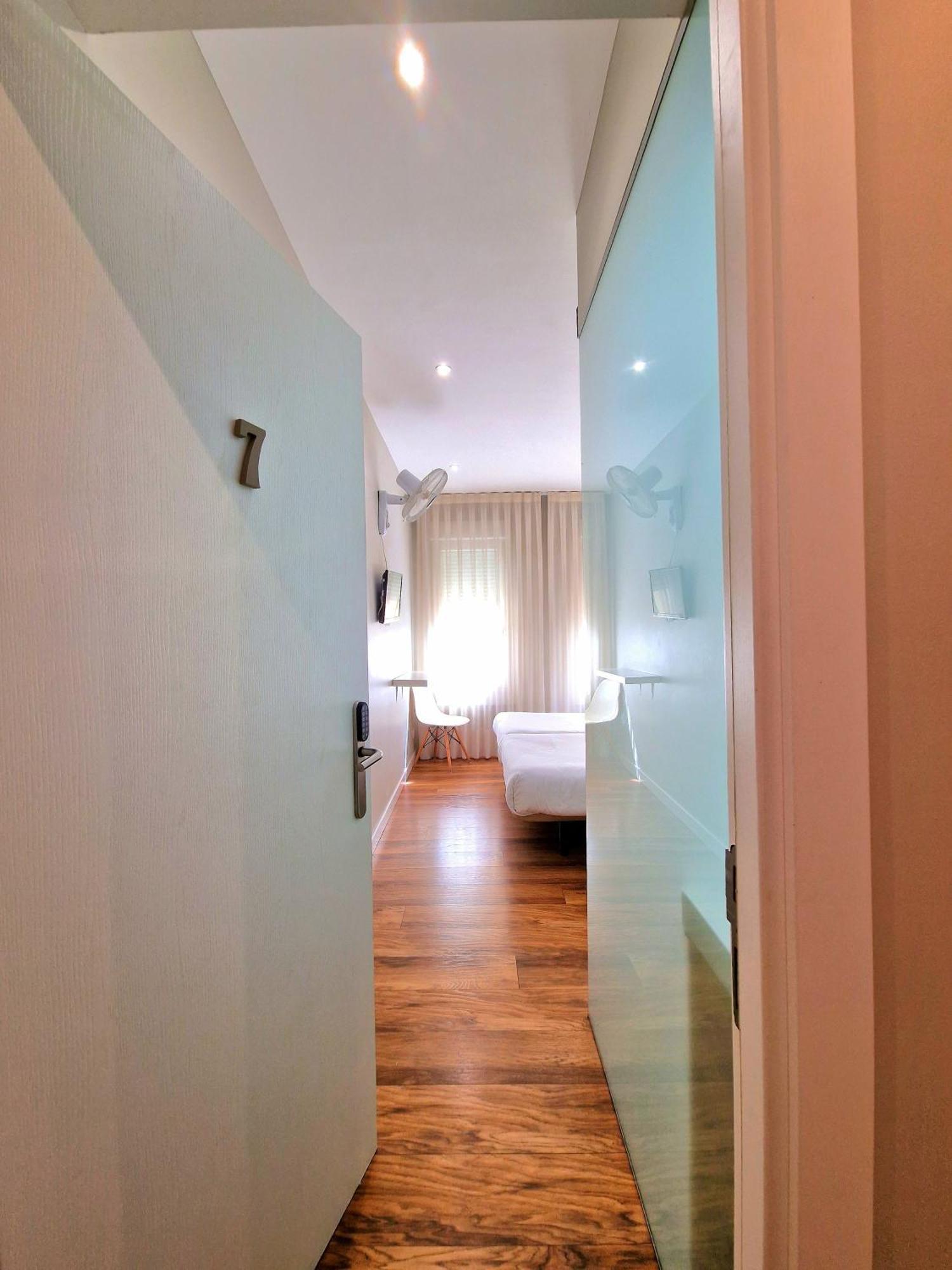 Urban Burgos Hotel Ngoại thất bức ảnh