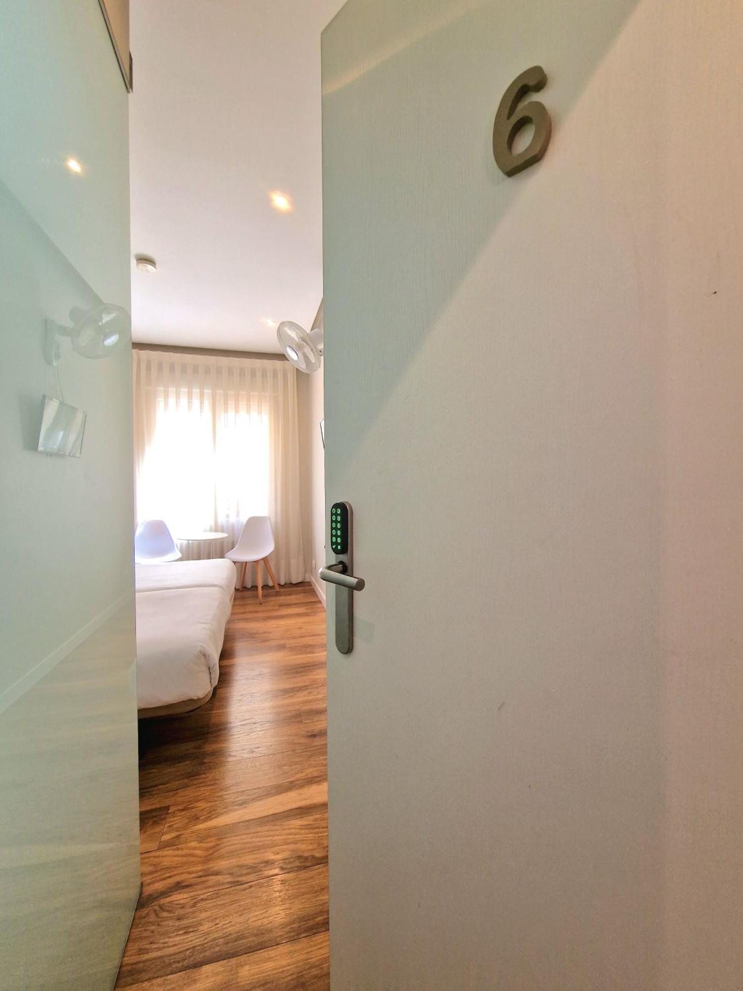 Urban Burgos Hotel Ngoại thất bức ảnh