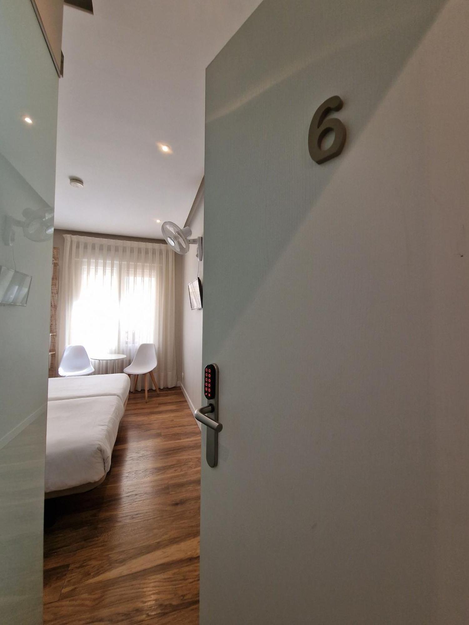 Urban Burgos Hotel Ngoại thất bức ảnh