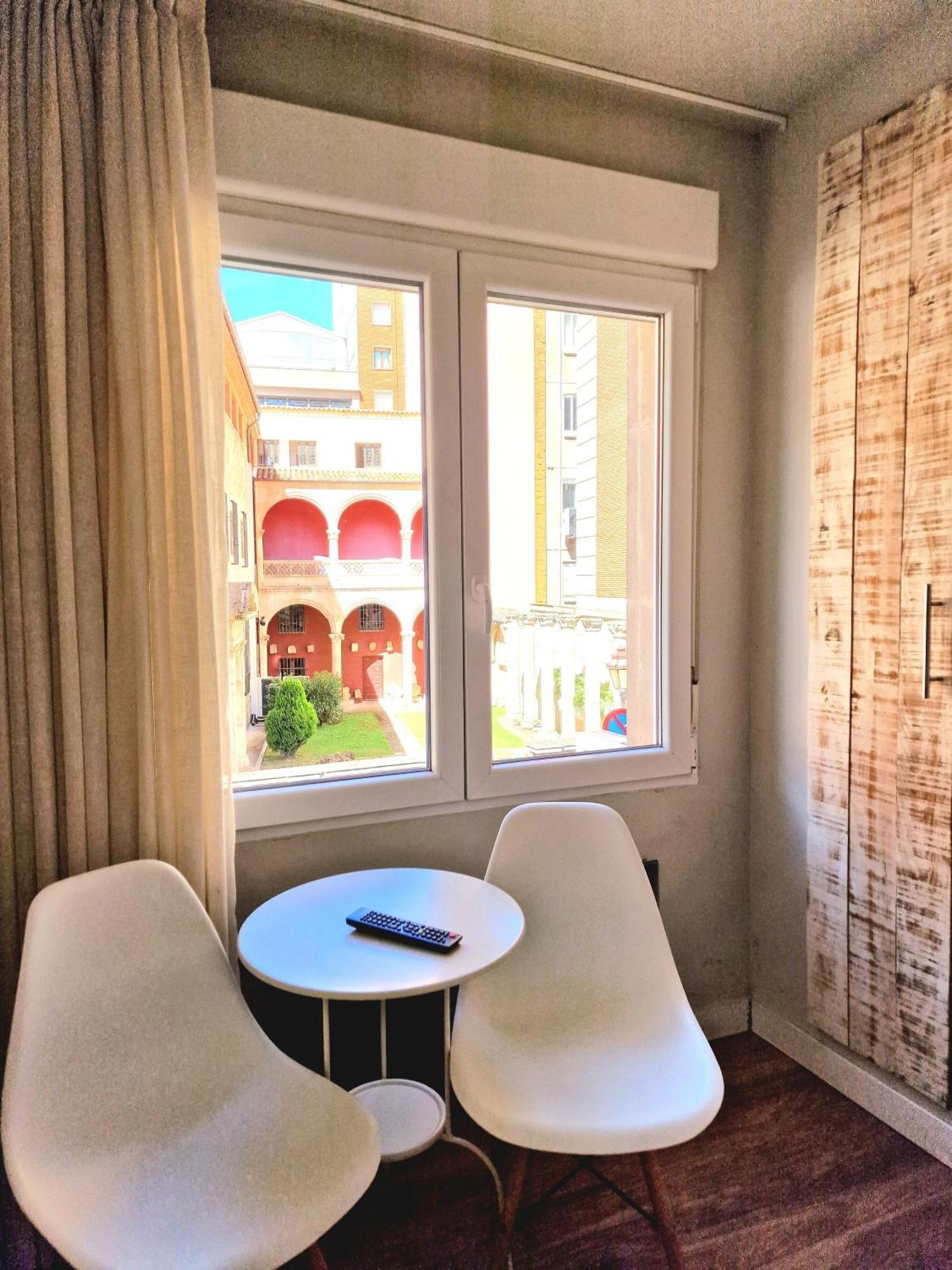 Urban Burgos Hotel Ngoại thất bức ảnh