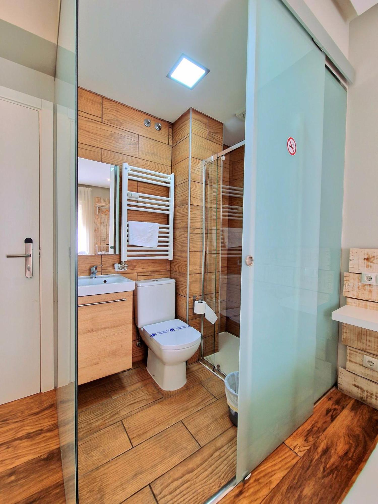 Urban Burgos Hotel Ngoại thất bức ảnh
