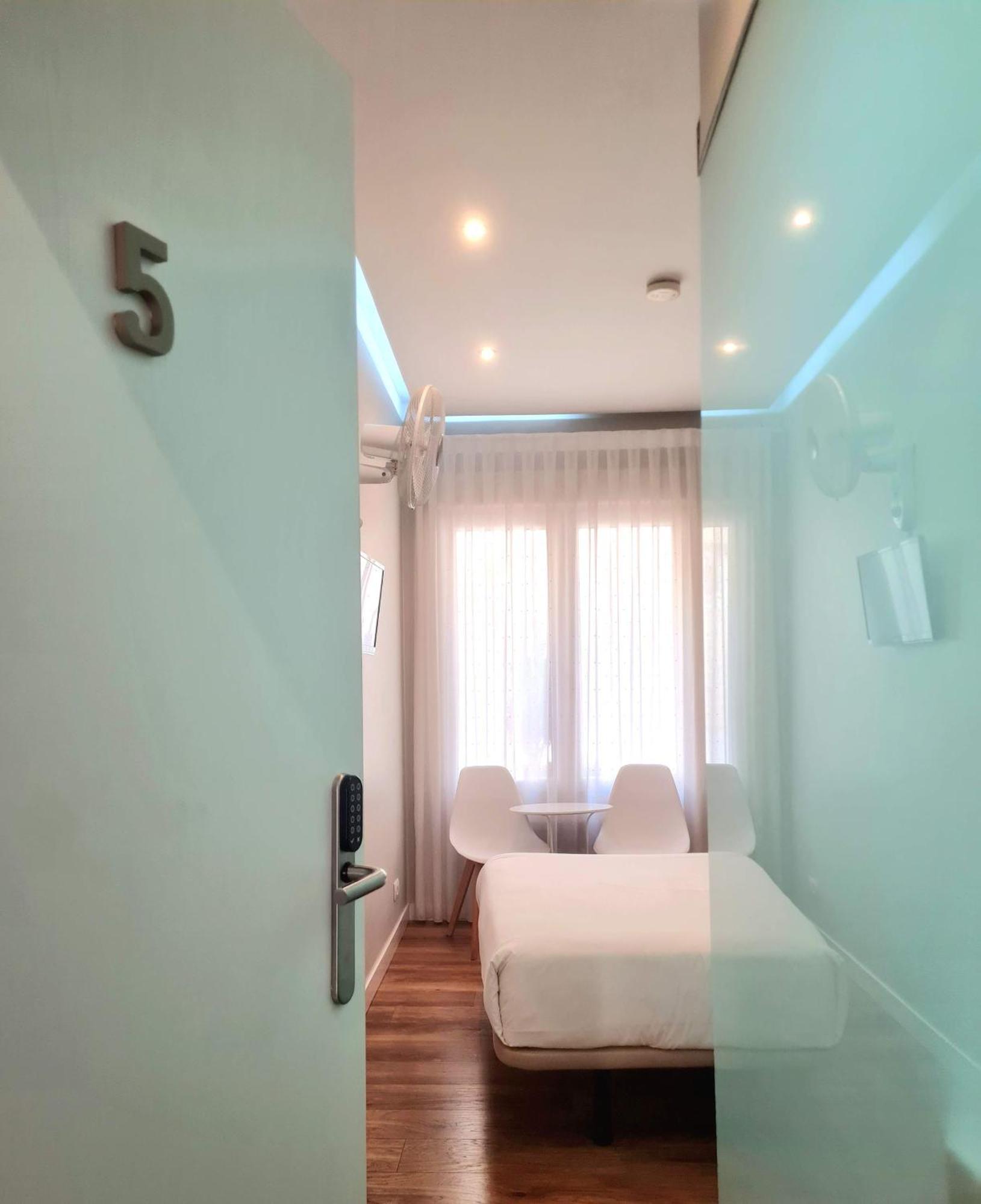 Urban Burgos Hotel Ngoại thất bức ảnh
