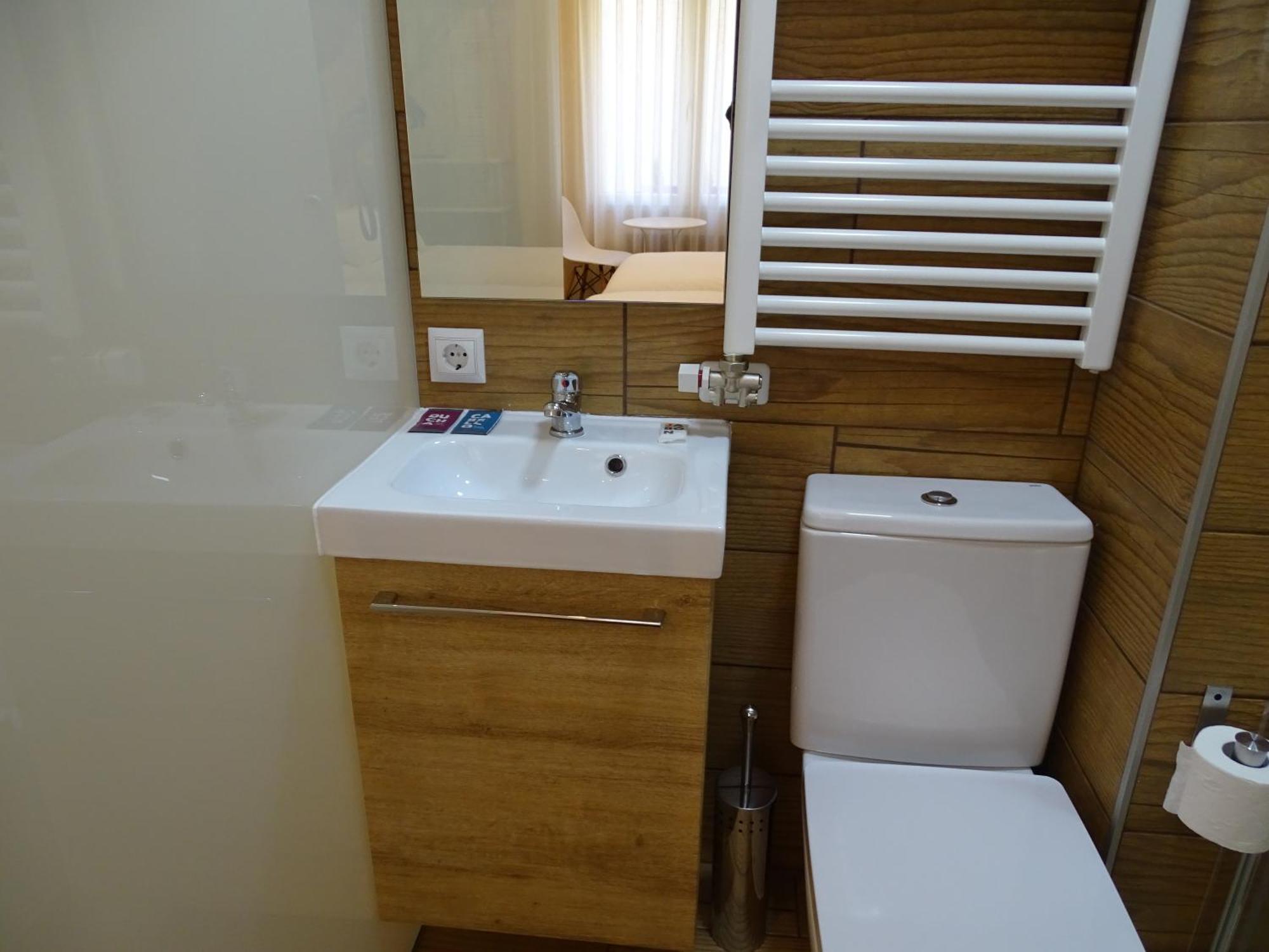 Urban Burgos Hotel Ngoại thất bức ảnh