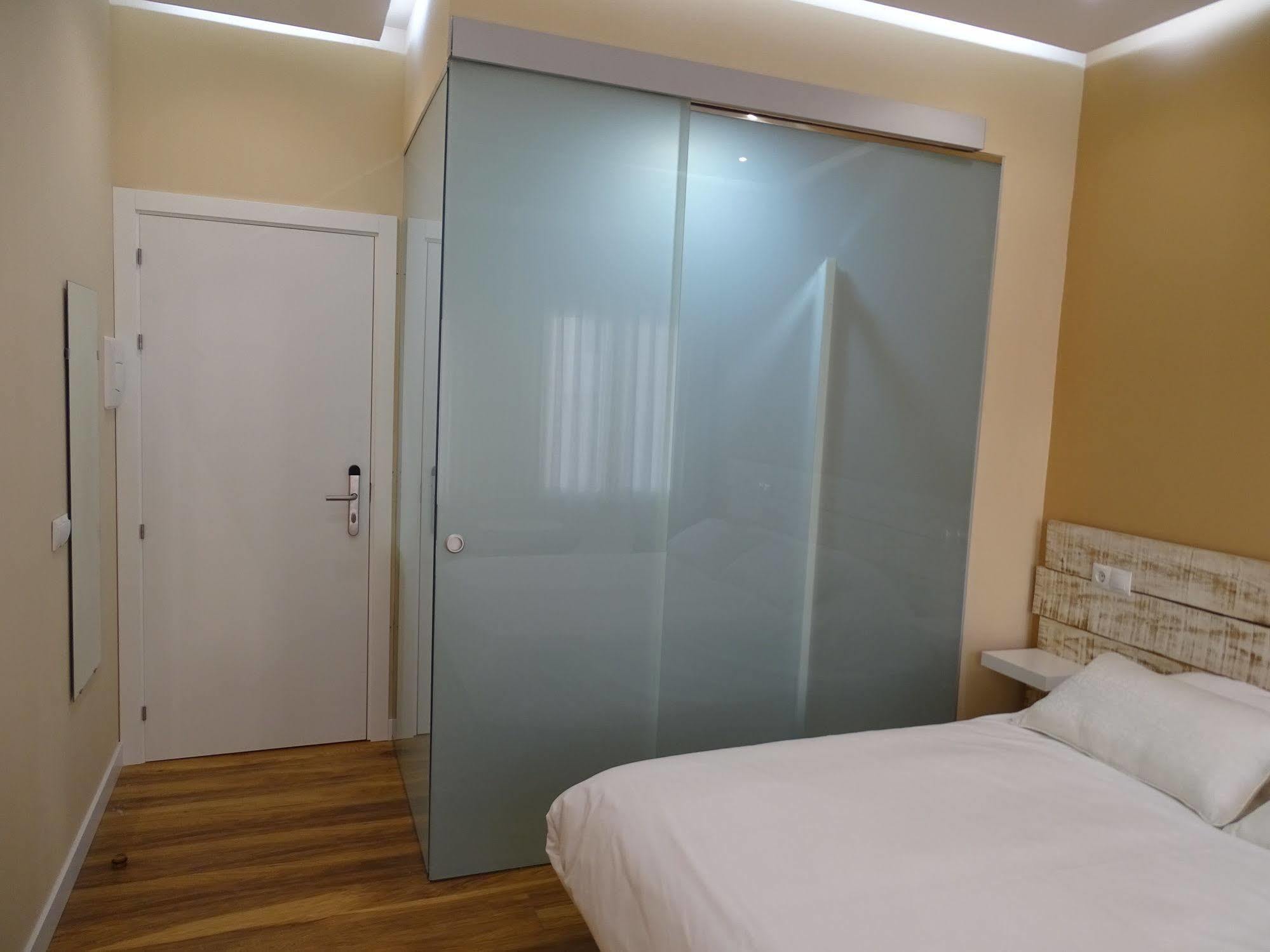 Urban Burgos Hotel Ngoại thất bức ảnh